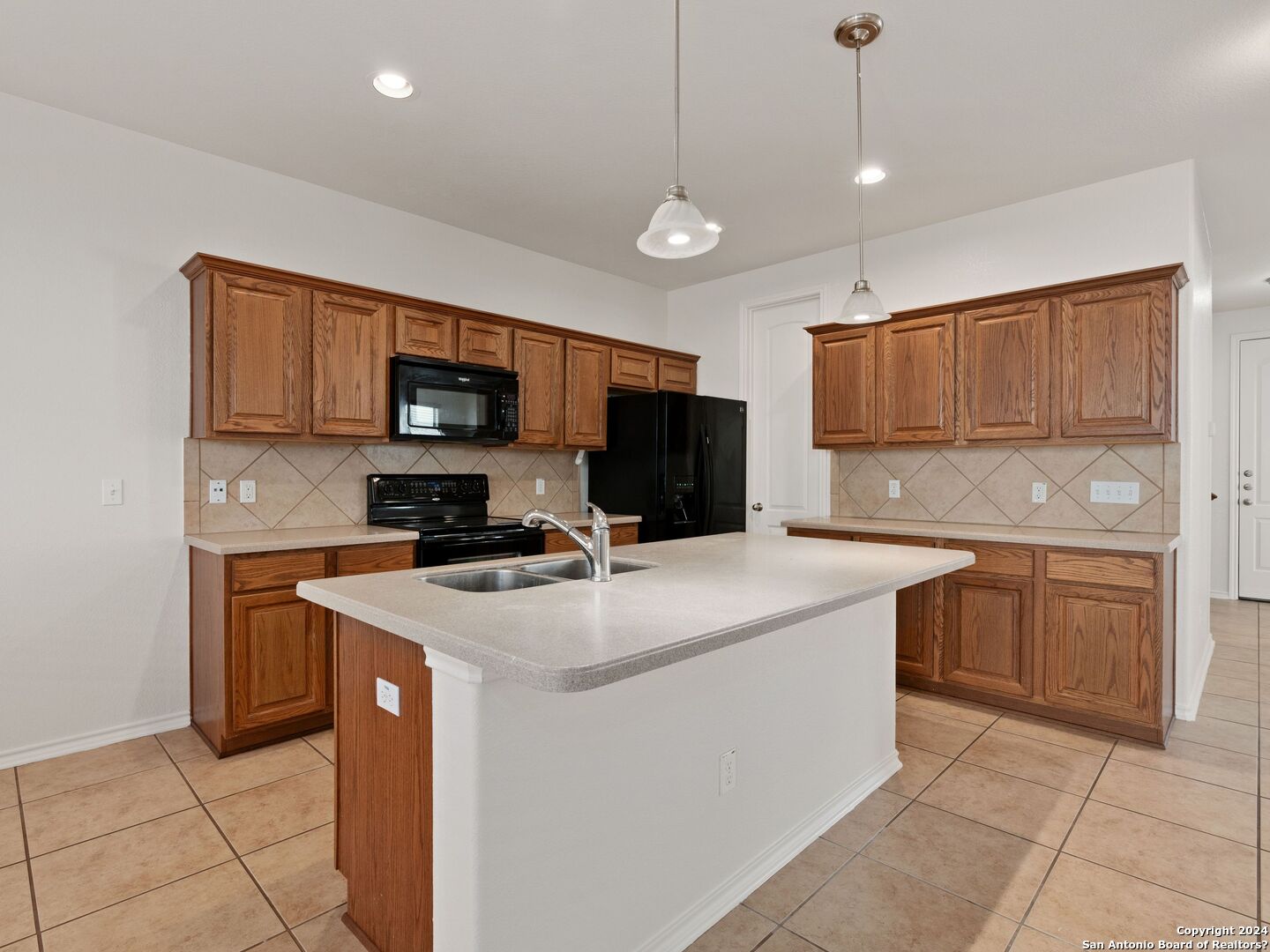 4219 Woodbridge Way San Antonio TX 78257