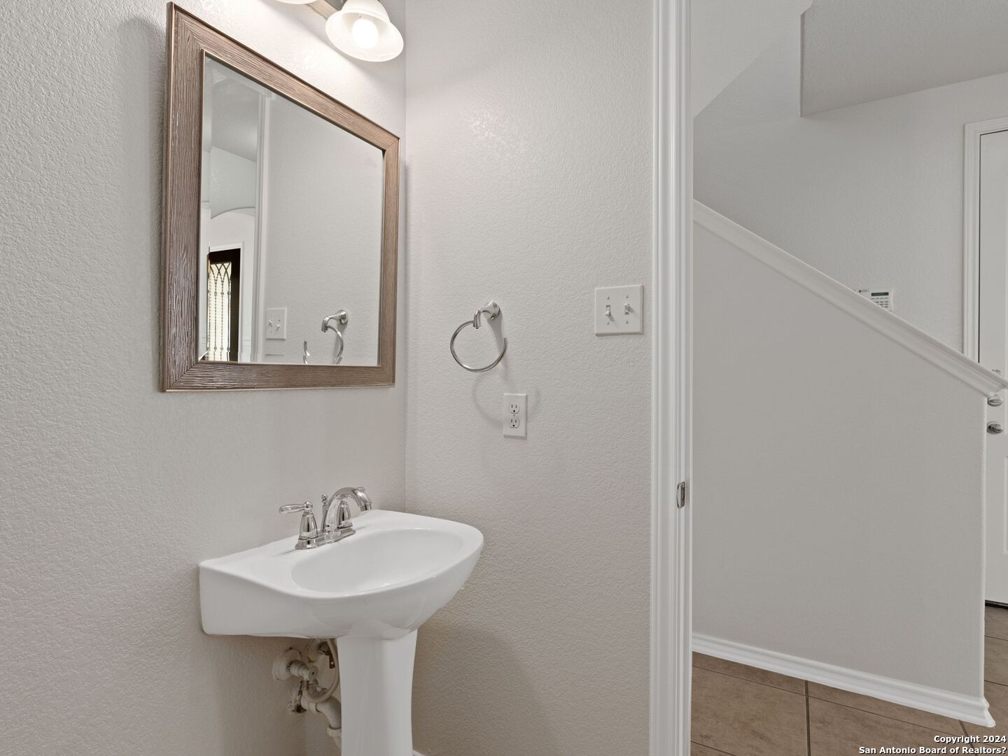 4219 Woodbridge Way San Antonio TX 78257