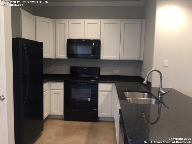16910 Spirit Brook Selma TX 78154