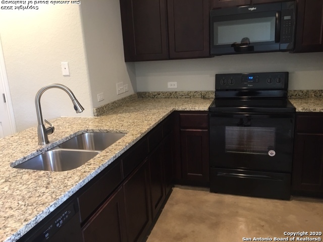 16910 Spirit Brook Selma TX 78154