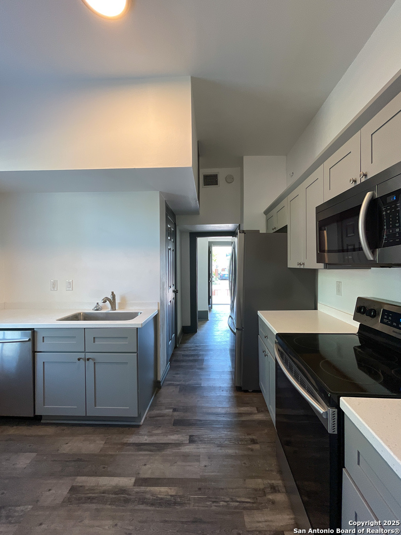 802 Montana Street San Antonio TX 78203