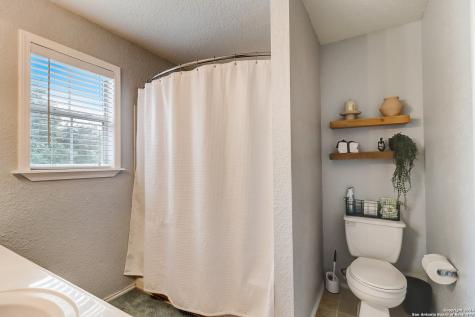 8002 Willow Country San Antonio TX 78254
