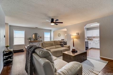 8002 Willow Country San Antonio TX 78254