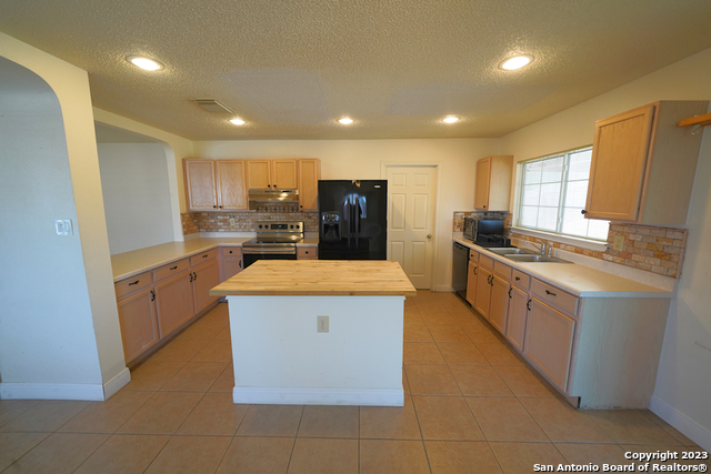 7135 Teton Ridge San Antonio TX 78233