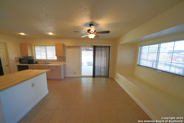 7135 Teton Ridge San Antonio TX 78233