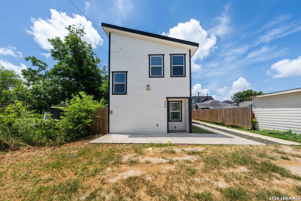 323 Gabriel San Antonio TX 78202