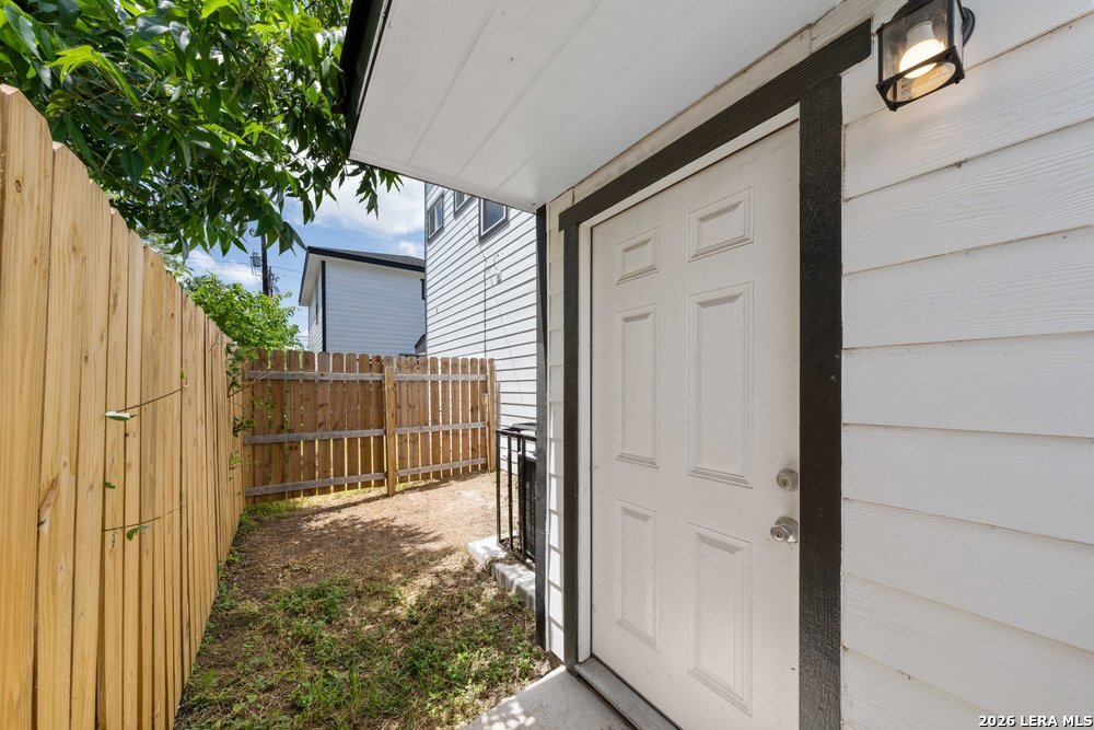 323 Gabriel San Antonio TX 78202
