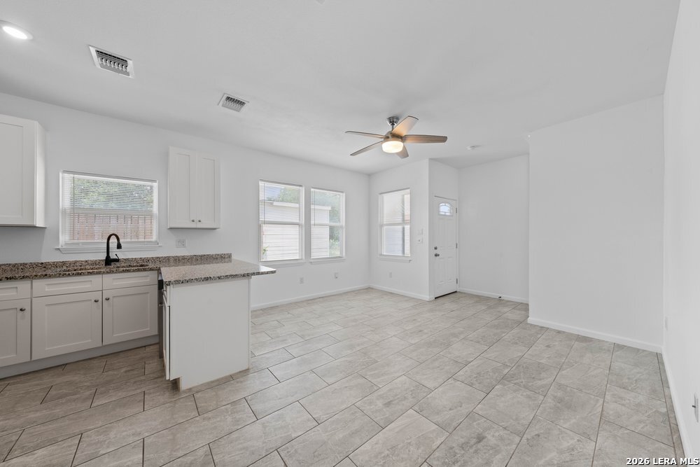 323 Gabriel San Antonio TX 78202