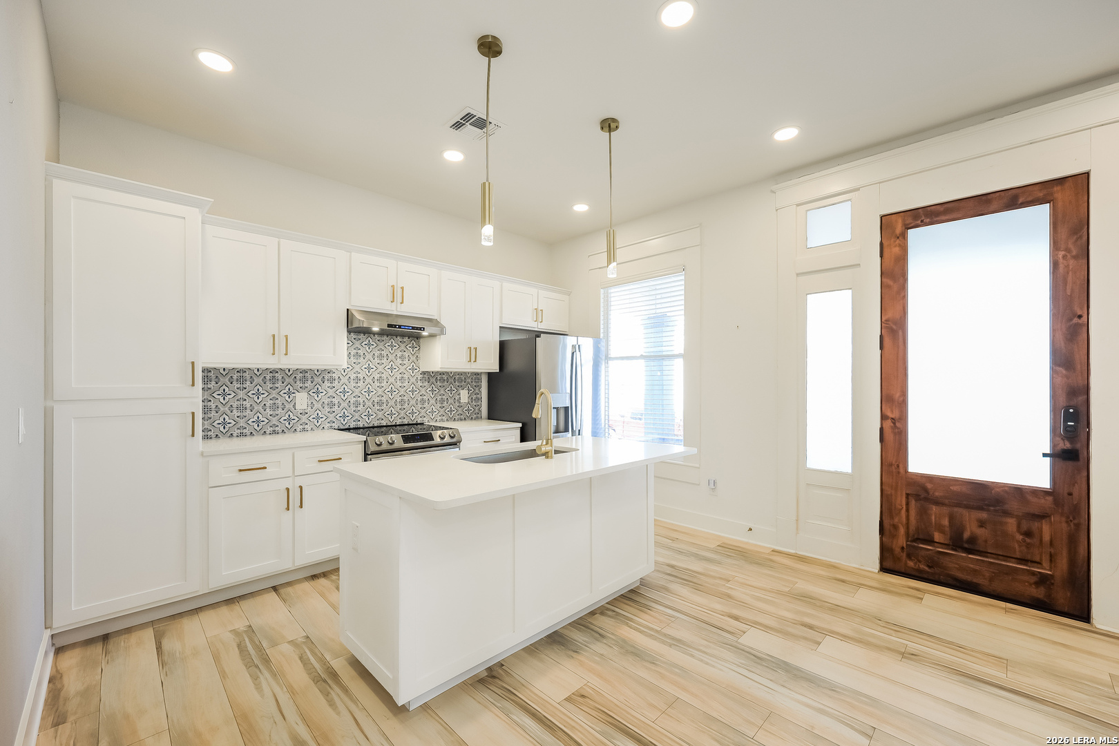 120 E Magnolia San Antonio TX 78212