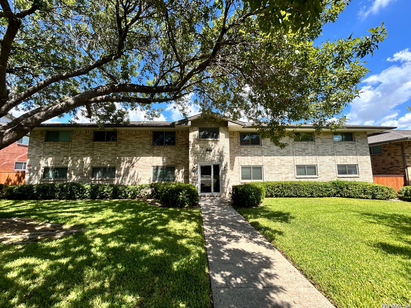 223 W Silver Sands Drive San Antonio TX 78216