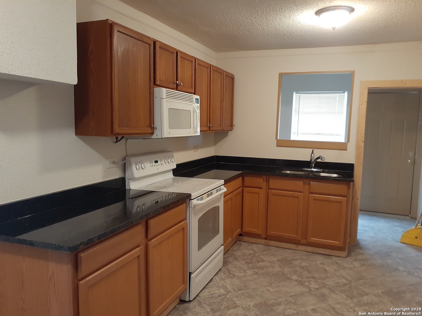 1114 S Loop 1604 E San Antonio TX 78264
