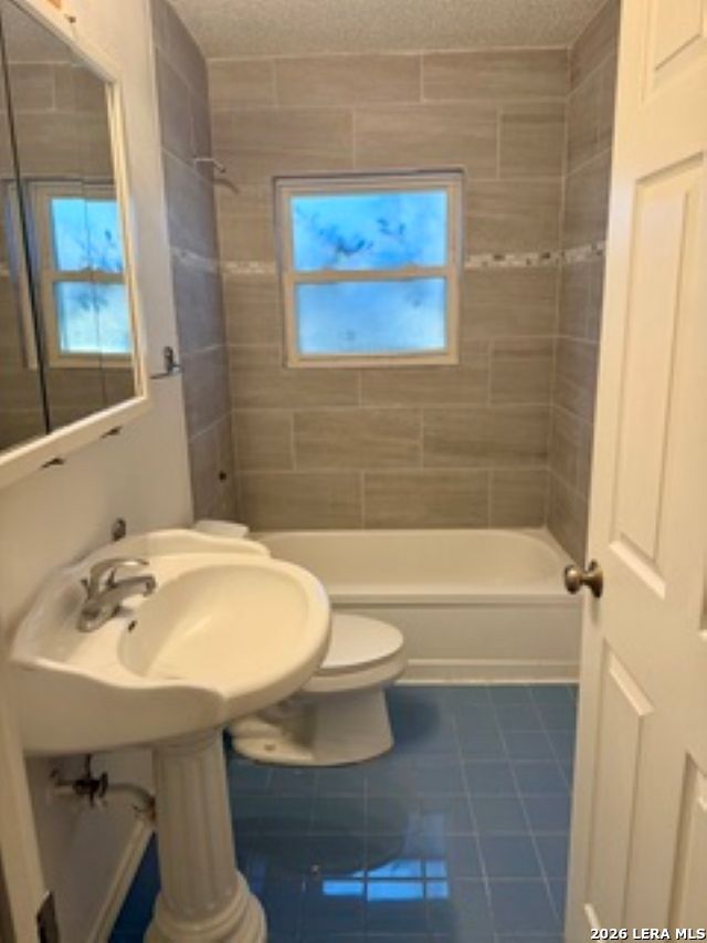 2323 Spicewood San Antonio TX 78213