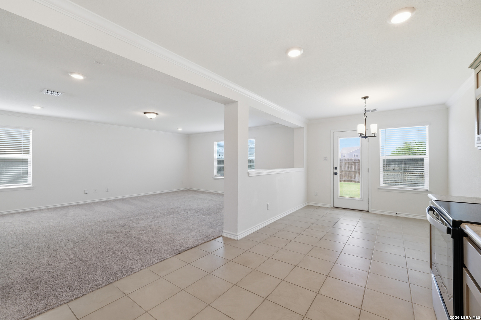 8323 Cactus Wren Hill San Antonio TX 78253