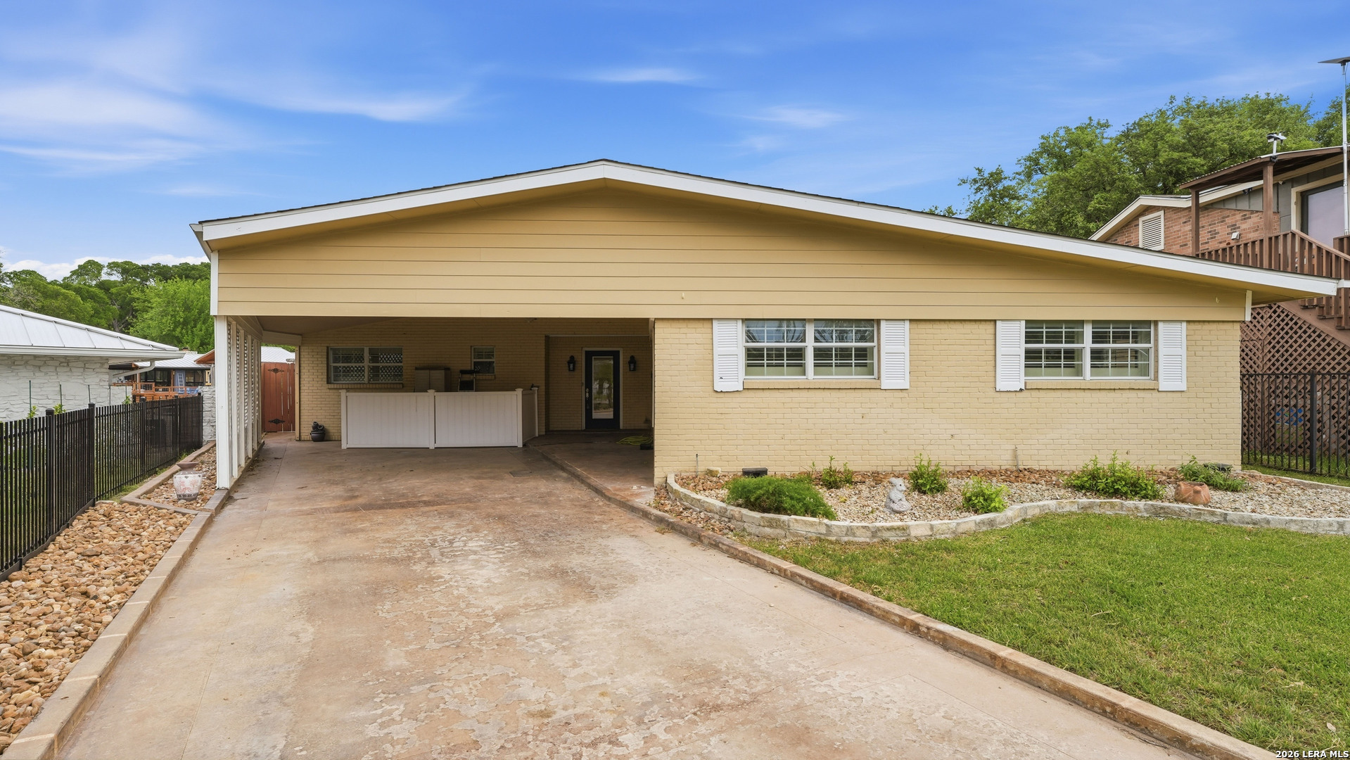 156 Trelawney Mcqueeney TX 78123