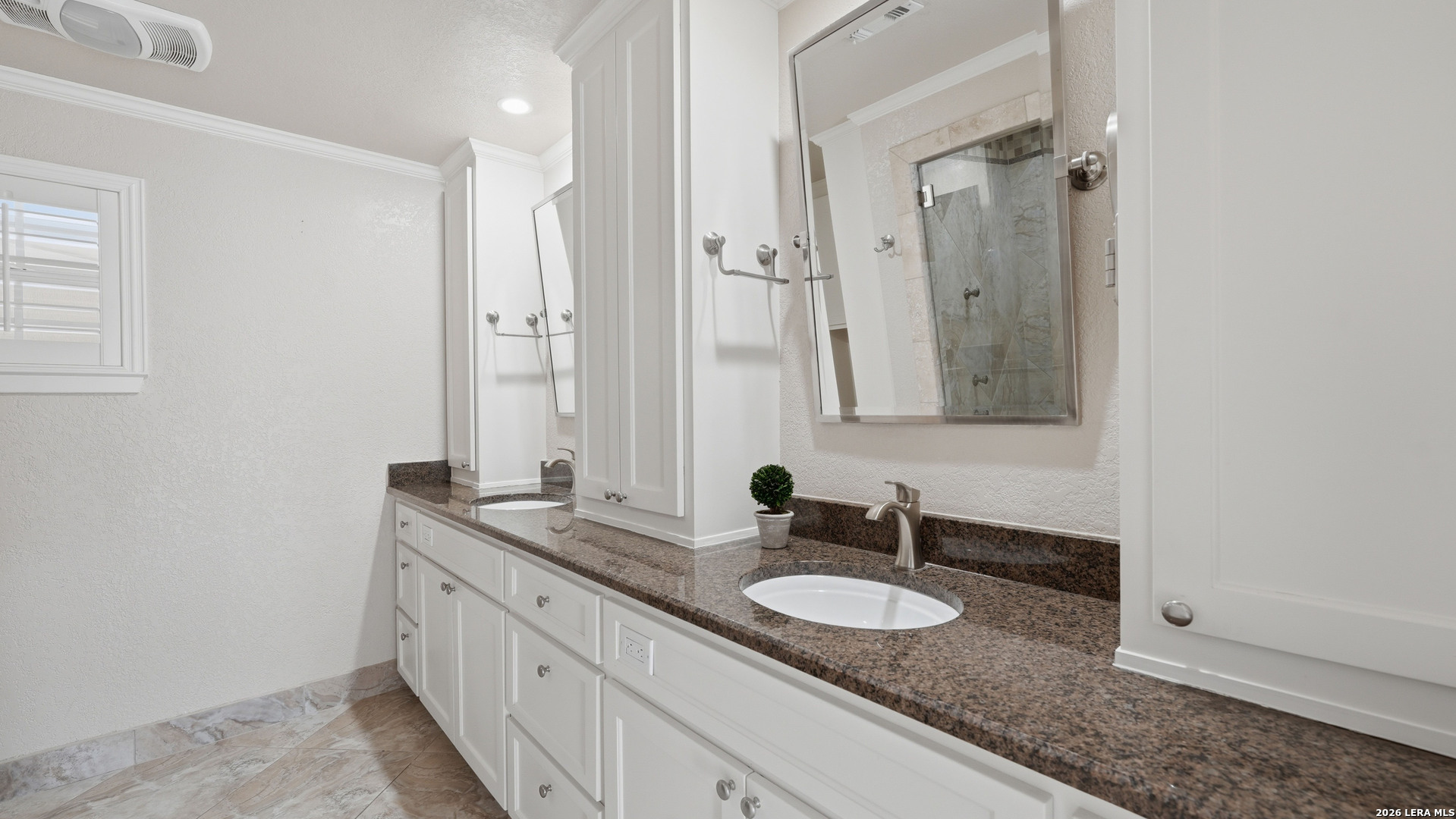 156 Trelawney Mcqueeney TX 78123
