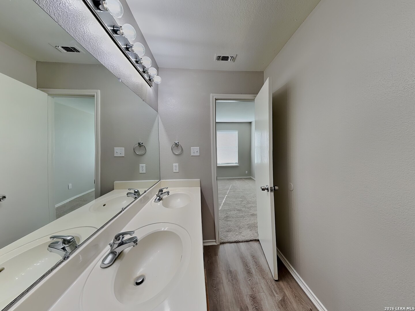 2726 Candleridge San Antonio TX 78244