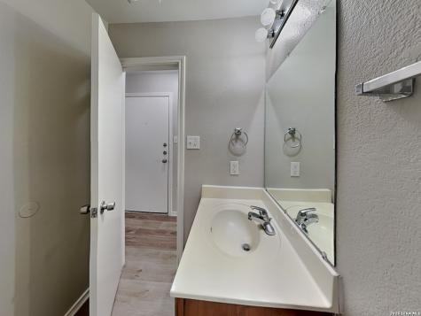 2726 Candleridge San Antonio TX 78244