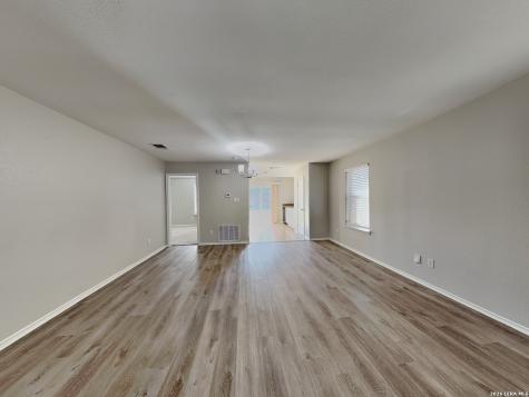 2726 Candleridge San Antonio TX 78244