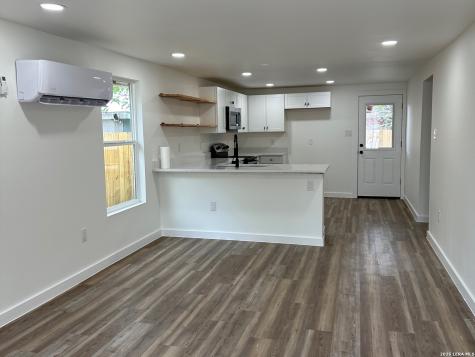 1418 Essex Street San Antonio TX 78210