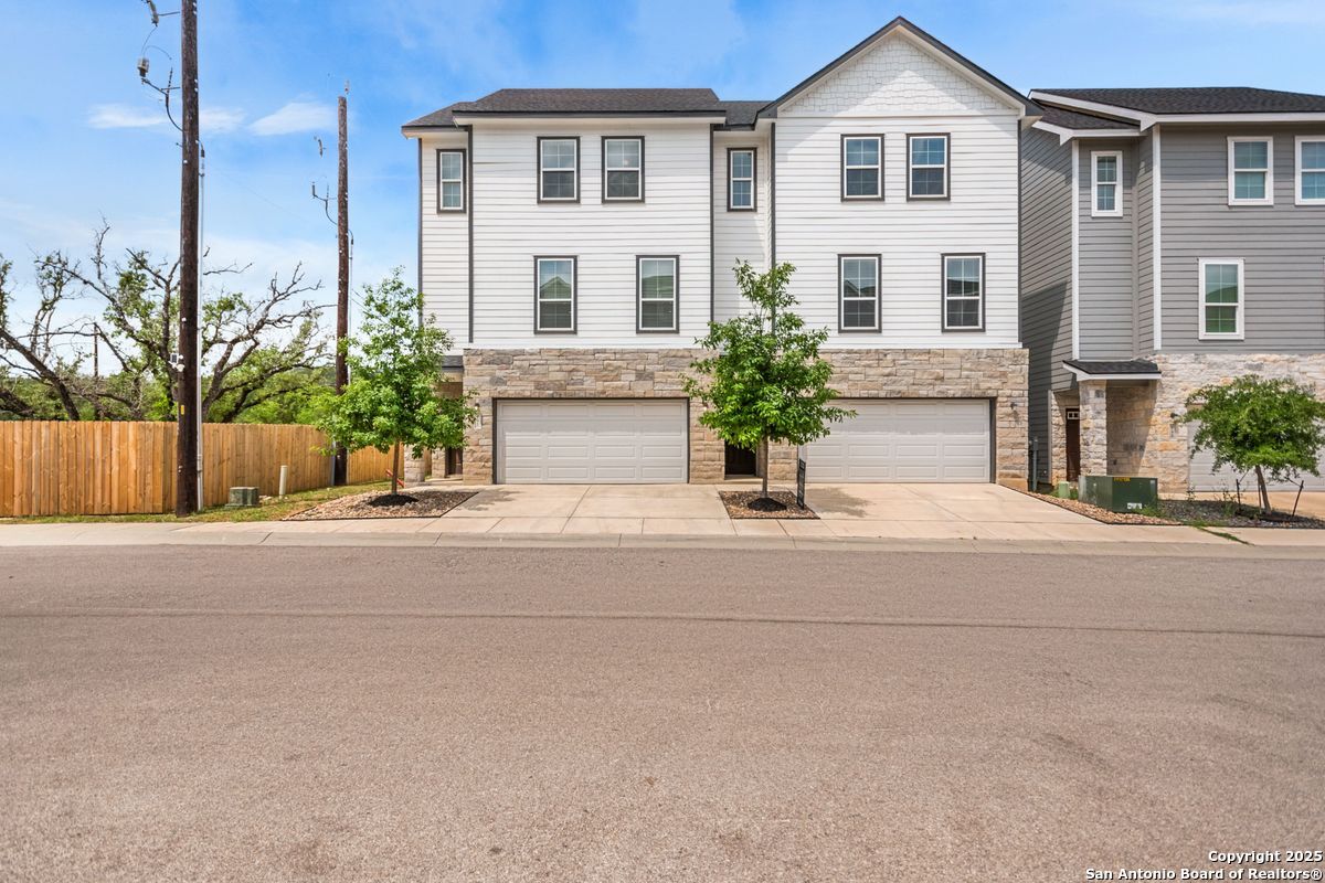 21415 Sir Walter Lane San Antonio TX 78256