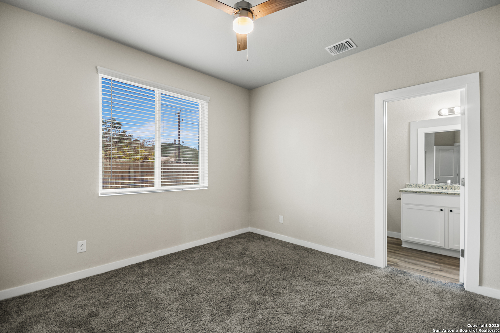 21415 Sir Walter Lane San Antonio TX 78256