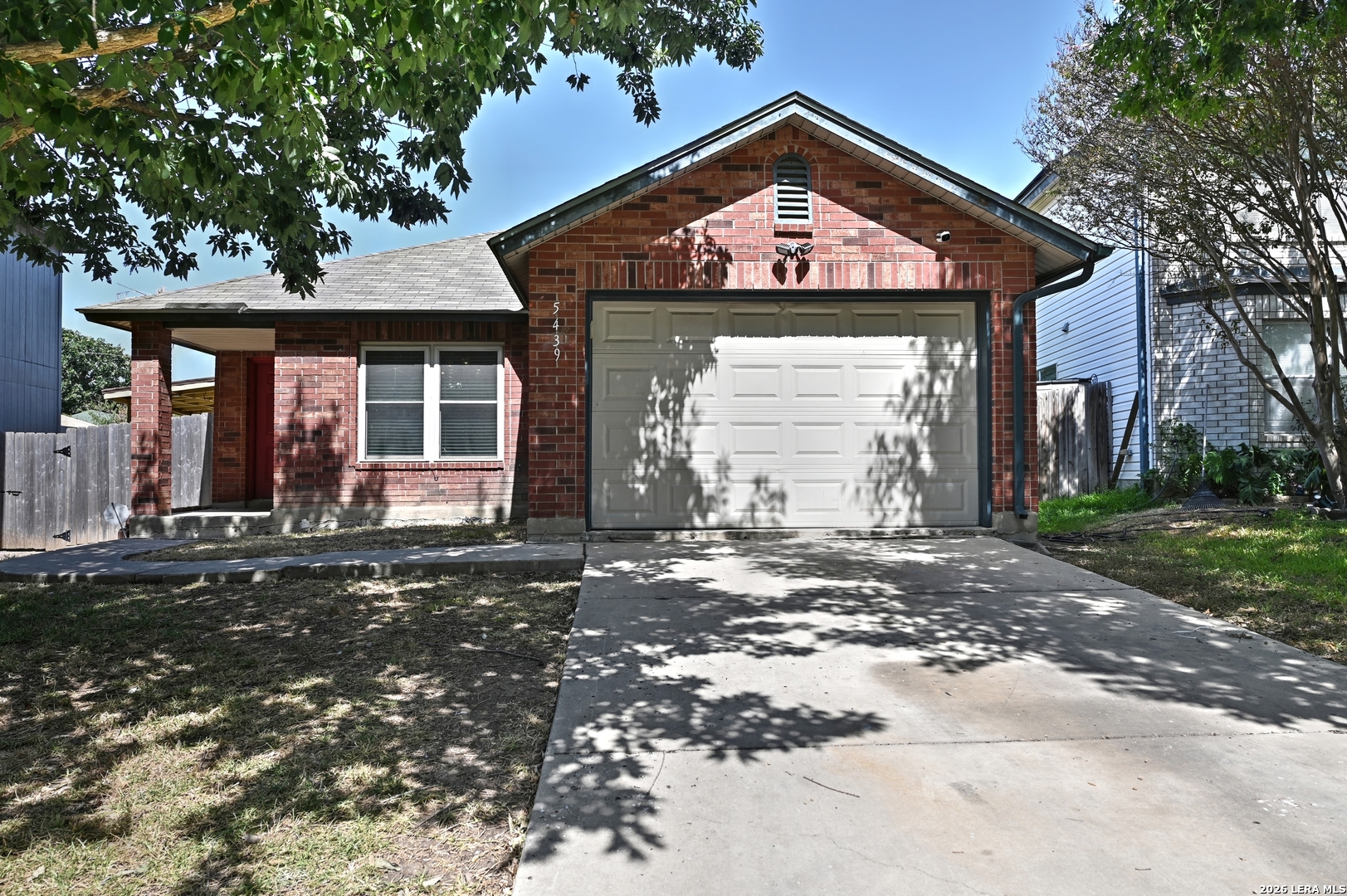 5439 Champions Hill Drive San Antonio TX 78233