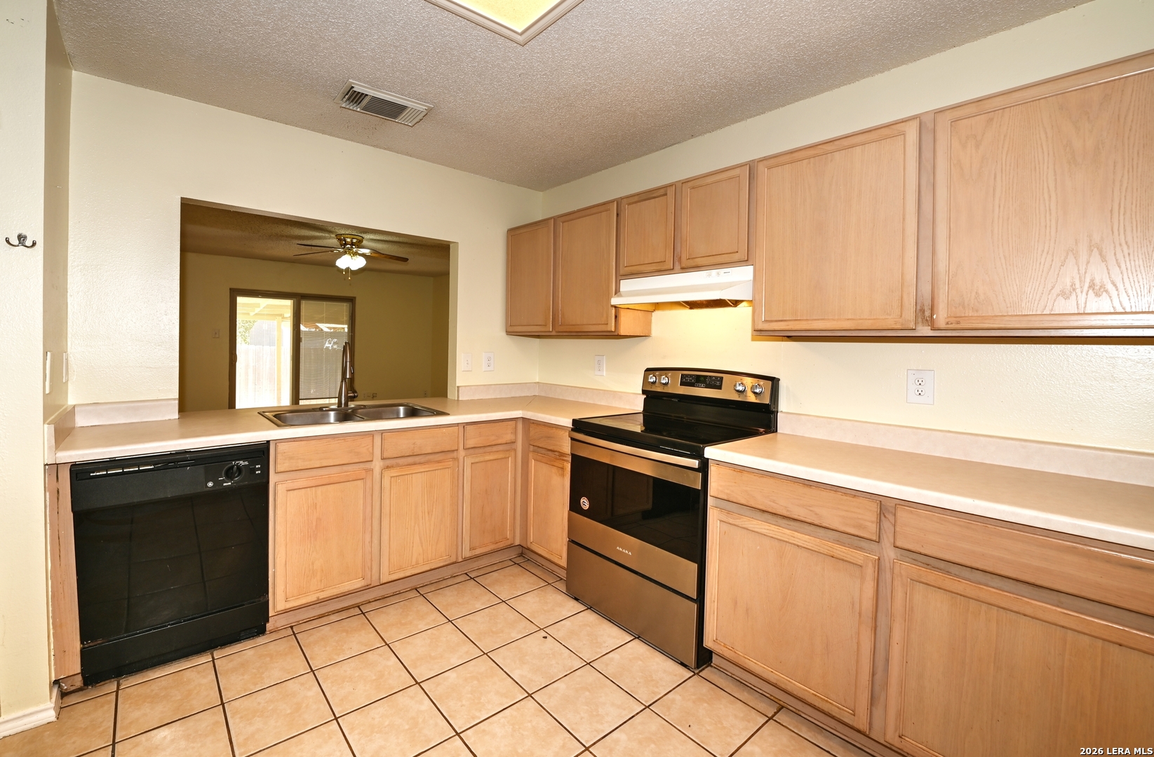 5439 Champions Hill Drive San Antonio TX 78233