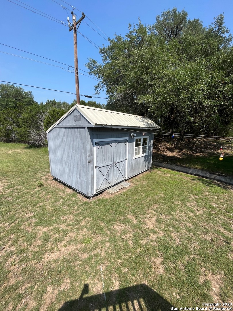 1835 White Tail Lane Bandera TX 78003