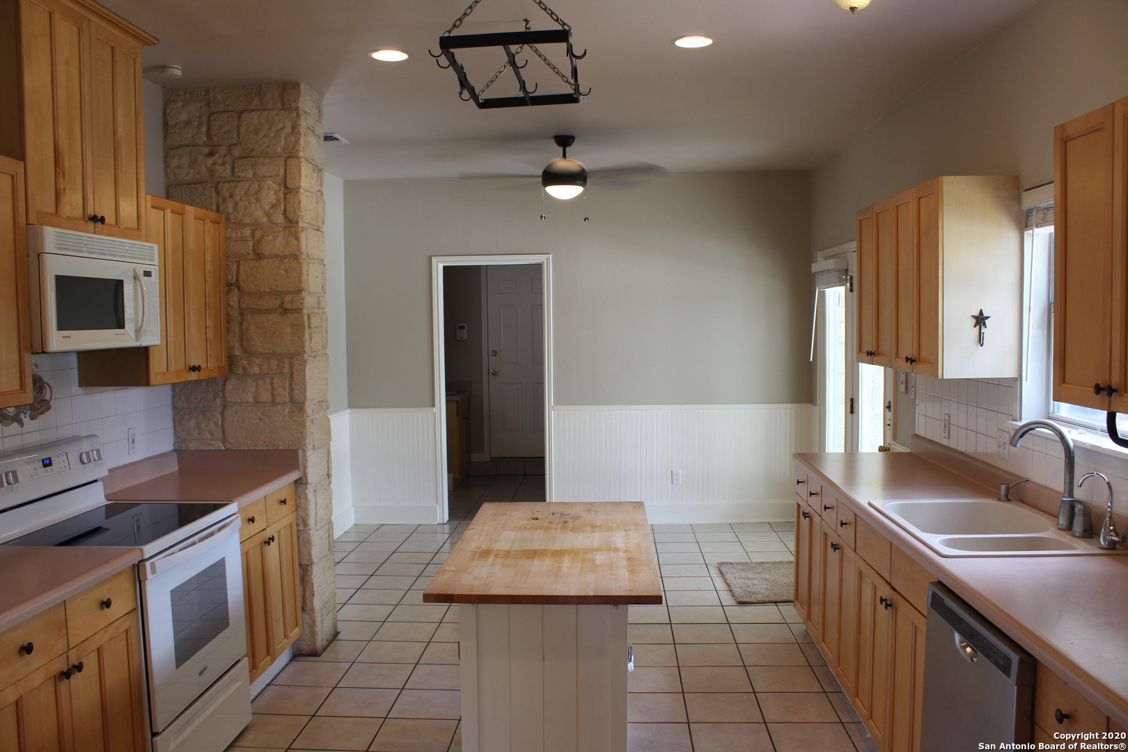 25160 Toutant Beauregard Road San Antonio TX 78255
