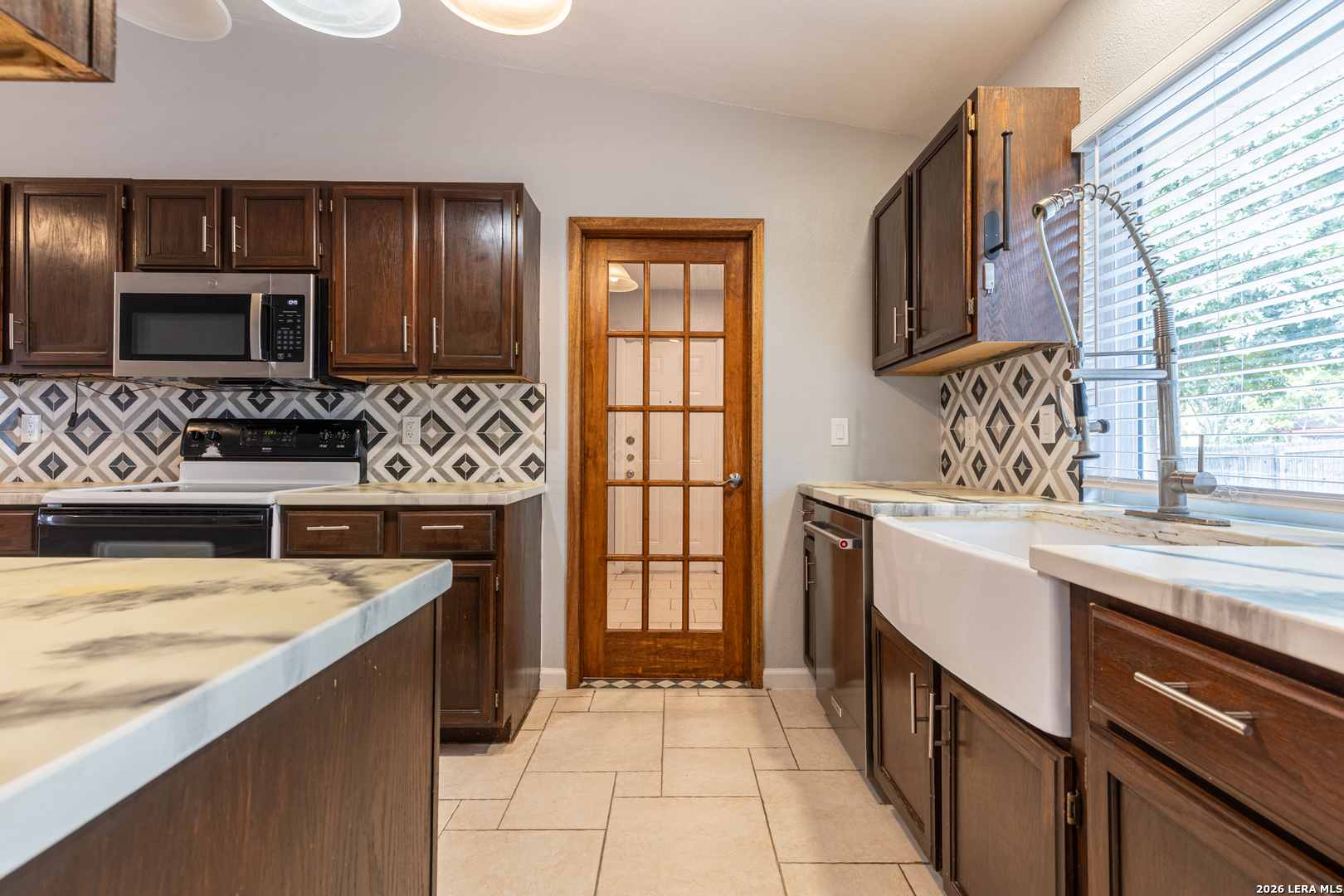 5815 Lost Creek San Antonio TX 78247