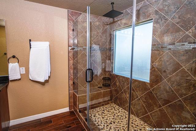 5323 Dannelly Field San Antonio TX 78227