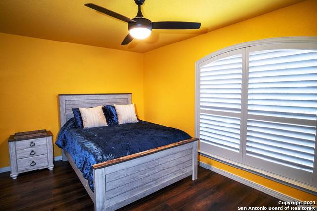 5323 Dannelly Field San Antonio TX 78227