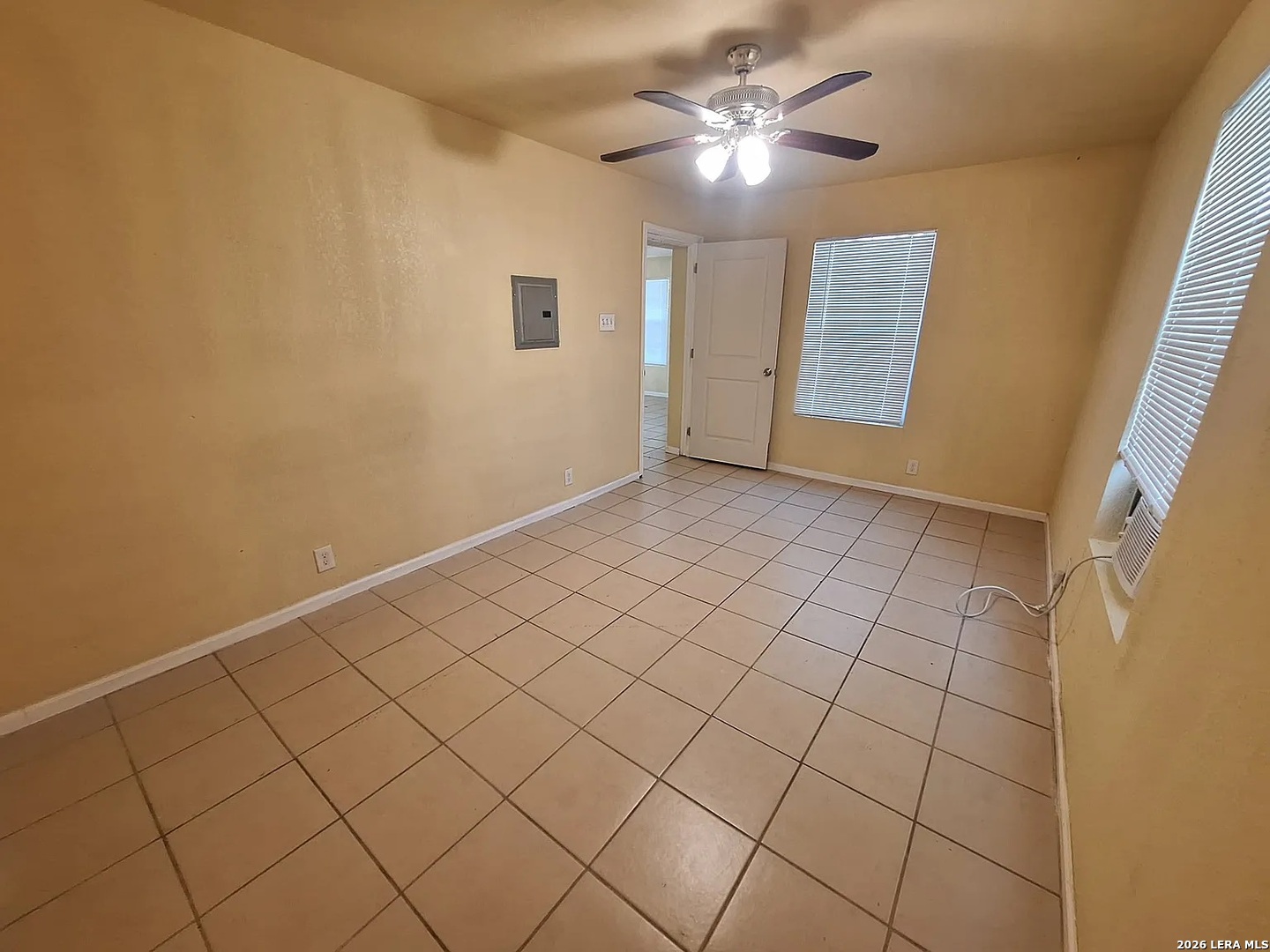 1040 Gulf San Antonio TX 78202