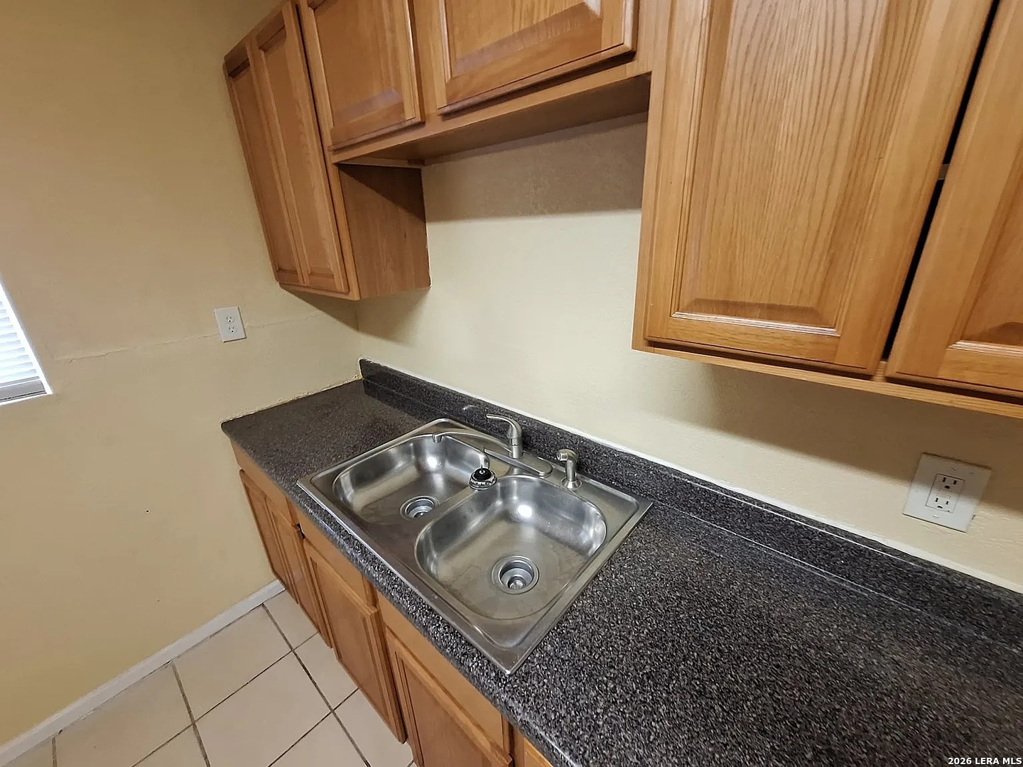 1040 Gulf San Antonio TX 78202