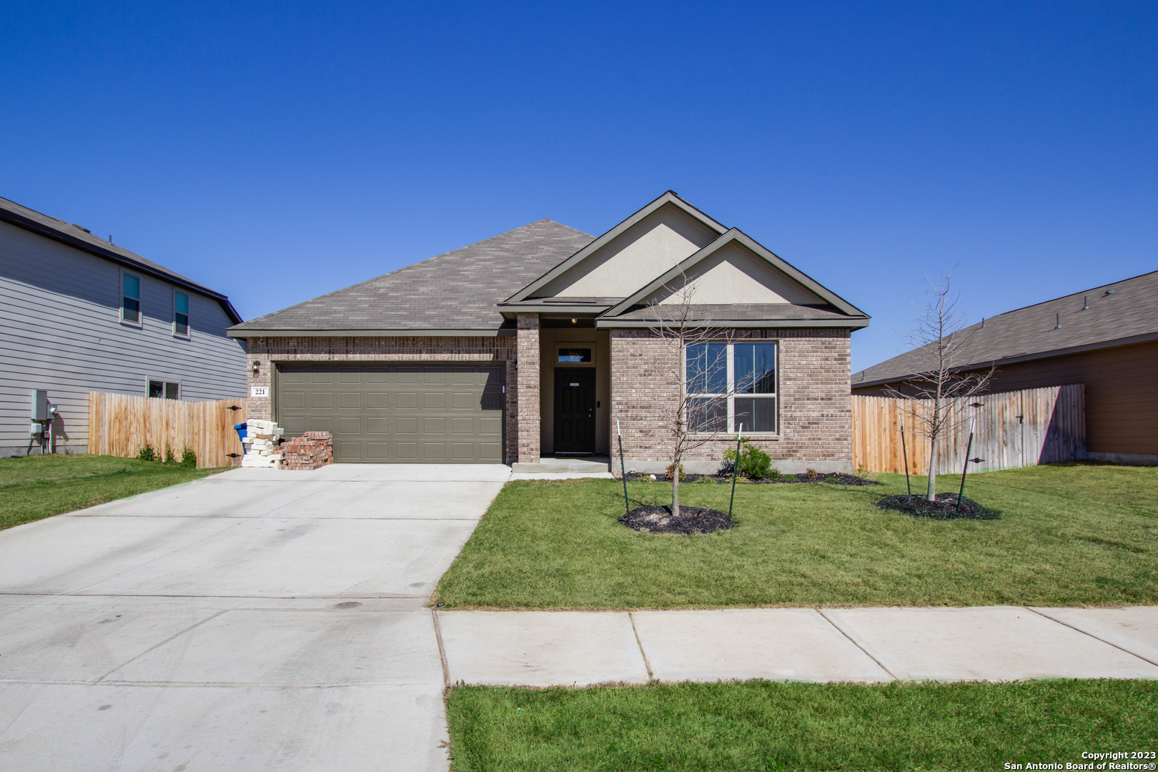 221 Stag Way Schertz TX 78108