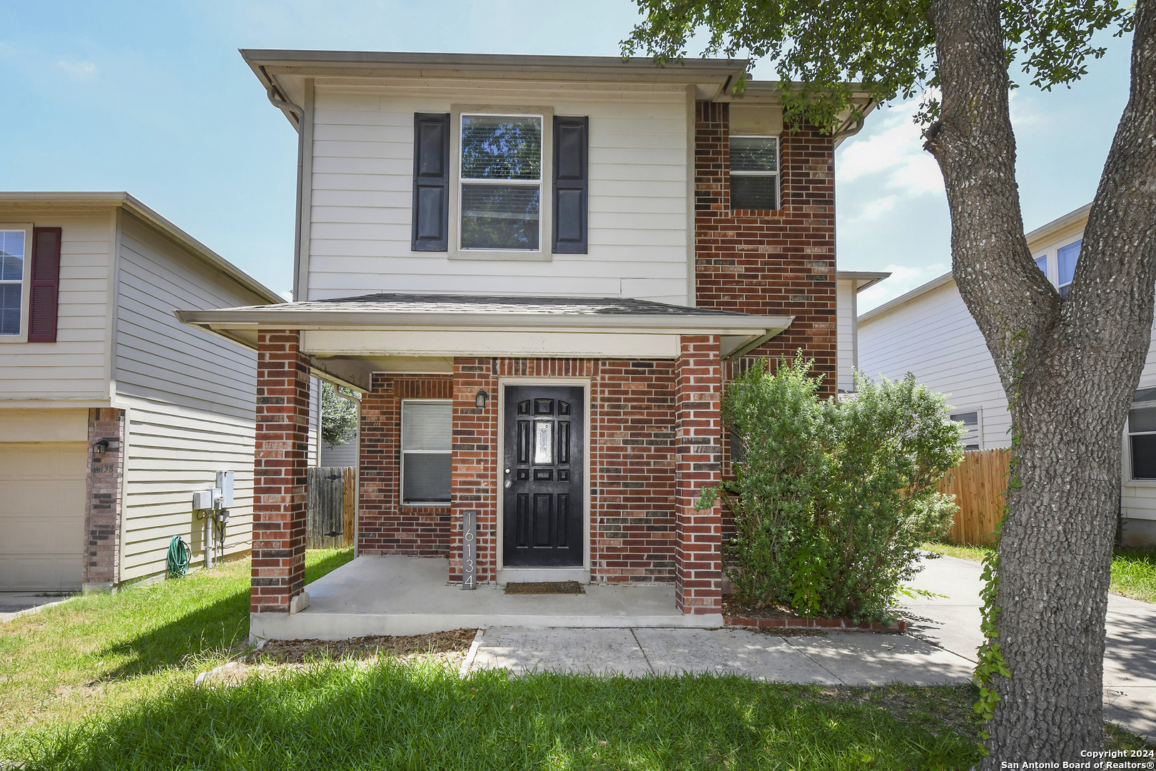 16134 Branching Oaks San Antonio TX 78247