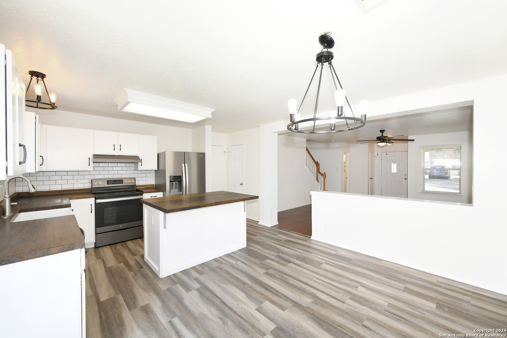 16134 Branching Oaks San Antonio TX 78247
