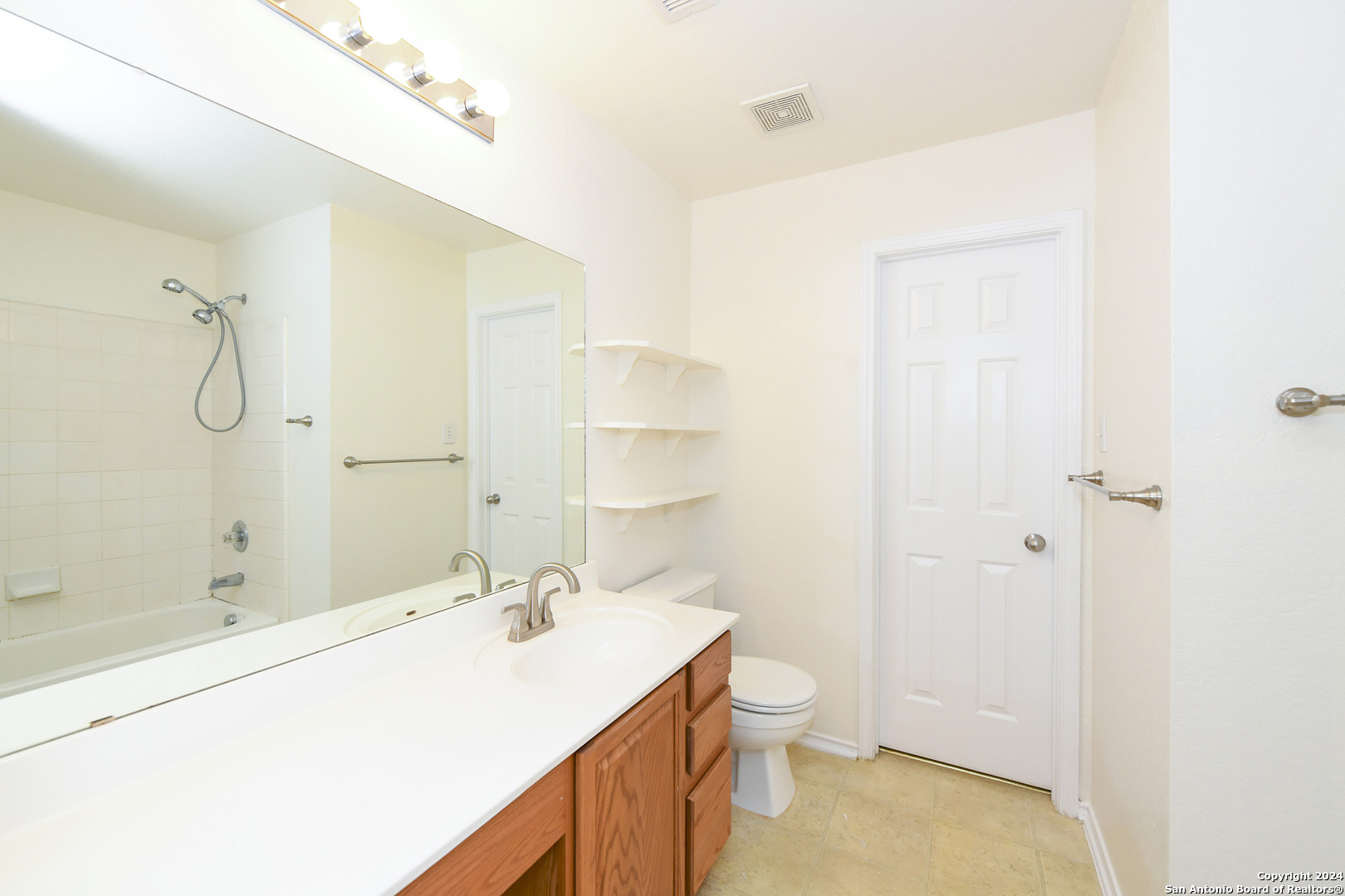 16134 Branching Oaks San Antonio TX 78247