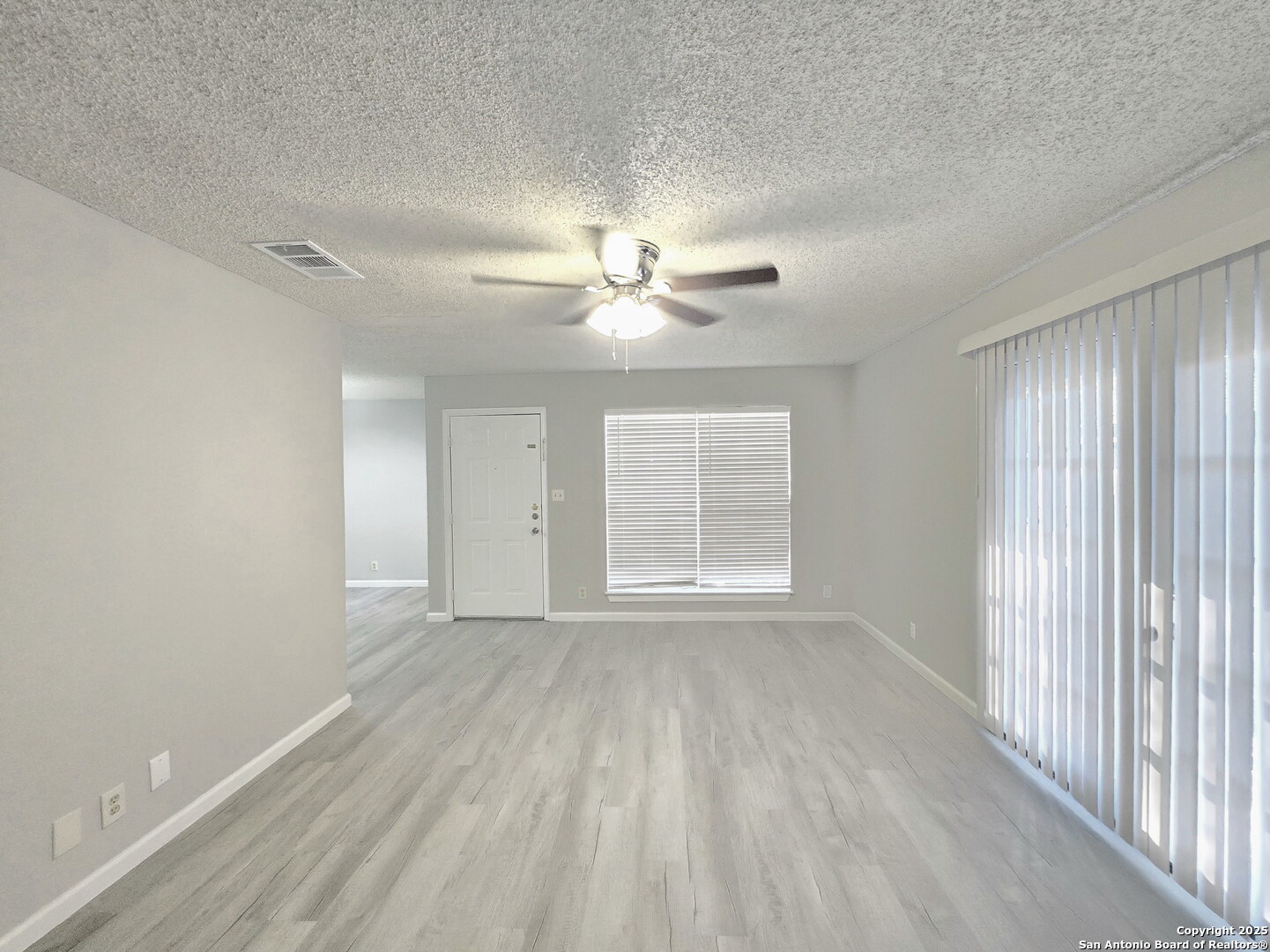 5507 Roanwood San Antonio TX 78244