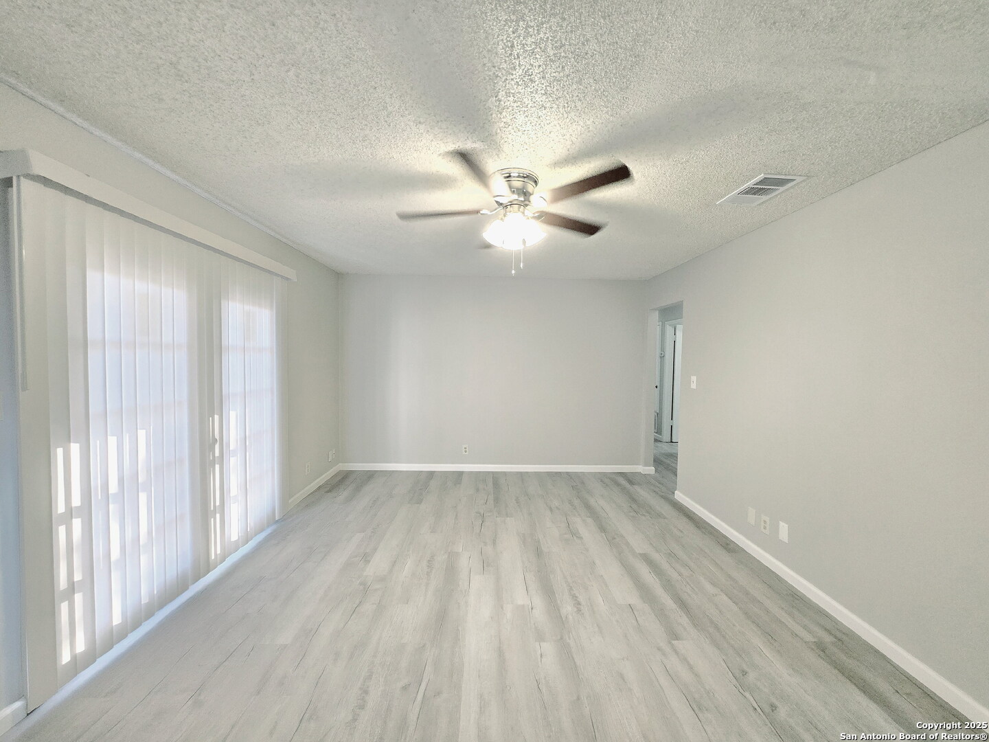 5507 Roanwood San Antonio TX 78244