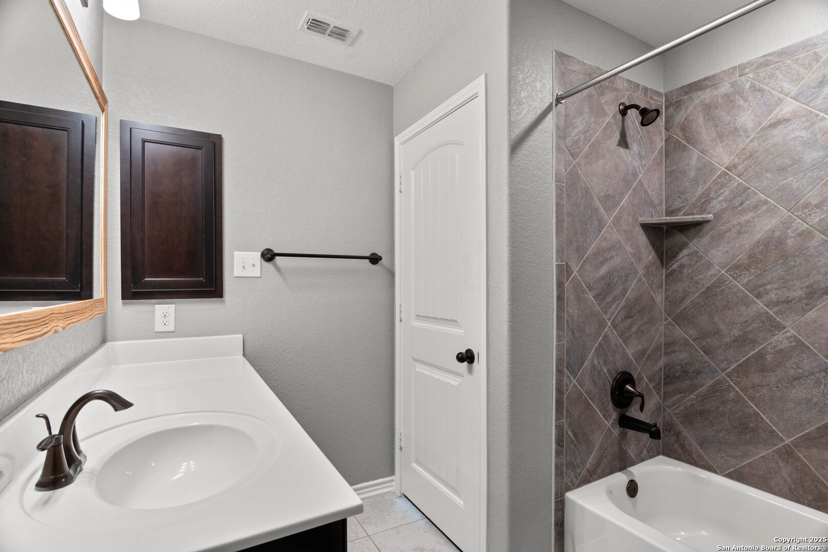 5911 Eckhert Road San Antonio TX 78240