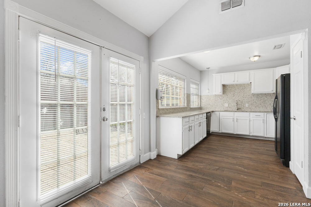 9135 Rue De Lis San Antonio TX 78250