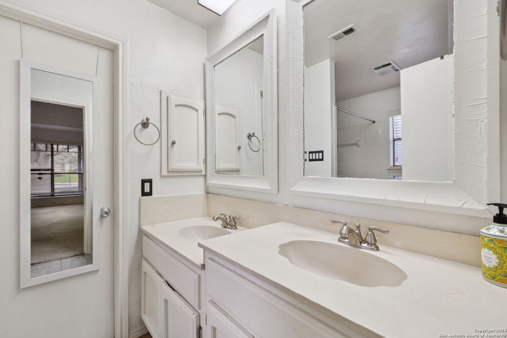 3206 Morning Creek San Antonio TX 78247