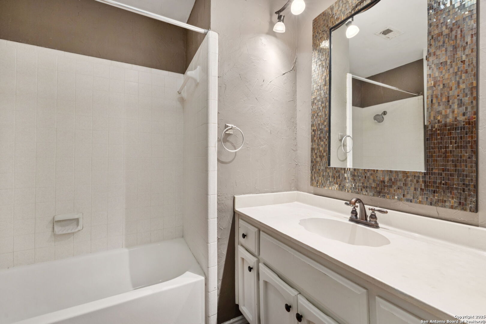 3206 Morning Creek San Antonio TX 78247