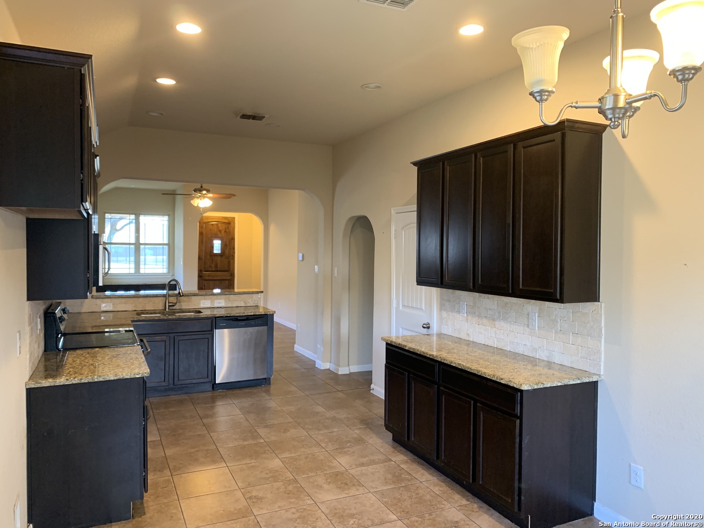 3511 Dunlap Fields Converse TX 78109