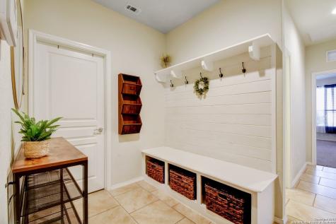 3726 Retreat Run San Antonio TX 78253