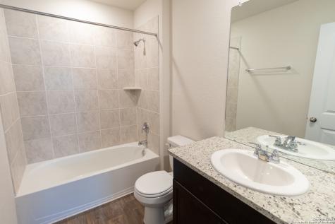 193 Legendary Trail Loop Floresville TX 78114