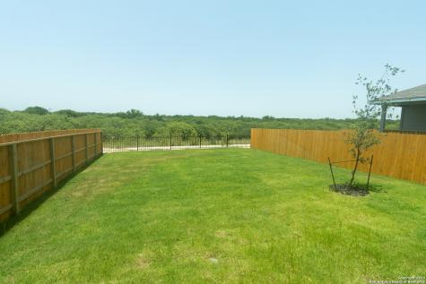 193 Legendary Trail Loop Floresville TX 78114