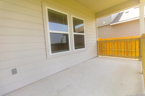 193 Legendary Trail Loop Floresville TX 78114