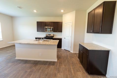 193 Legendary Trail Loop Floresville TX 78114